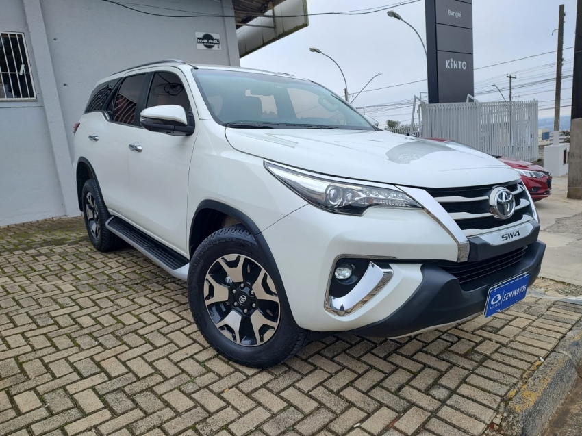 toyota hilux sw4 2.8 srx diamond 4x4 7 lugares 16v turbo intercooler diesel 4p automatico 2019