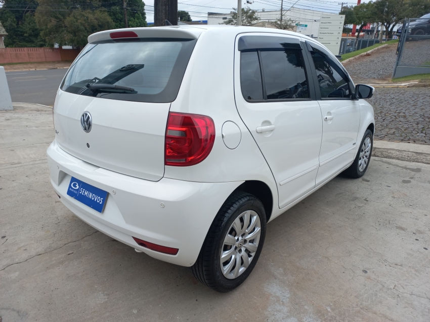 volkswagen fox 1.0 mi 8v flex 4p manual 2014