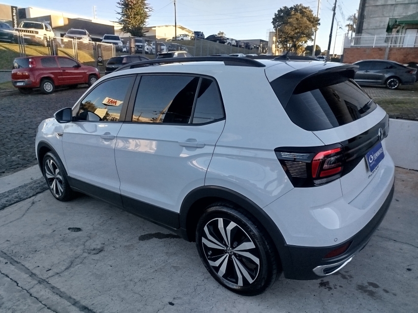 volkswagen t-cross 1.0 200 tsi total flex comfortline automatico 4p 2022