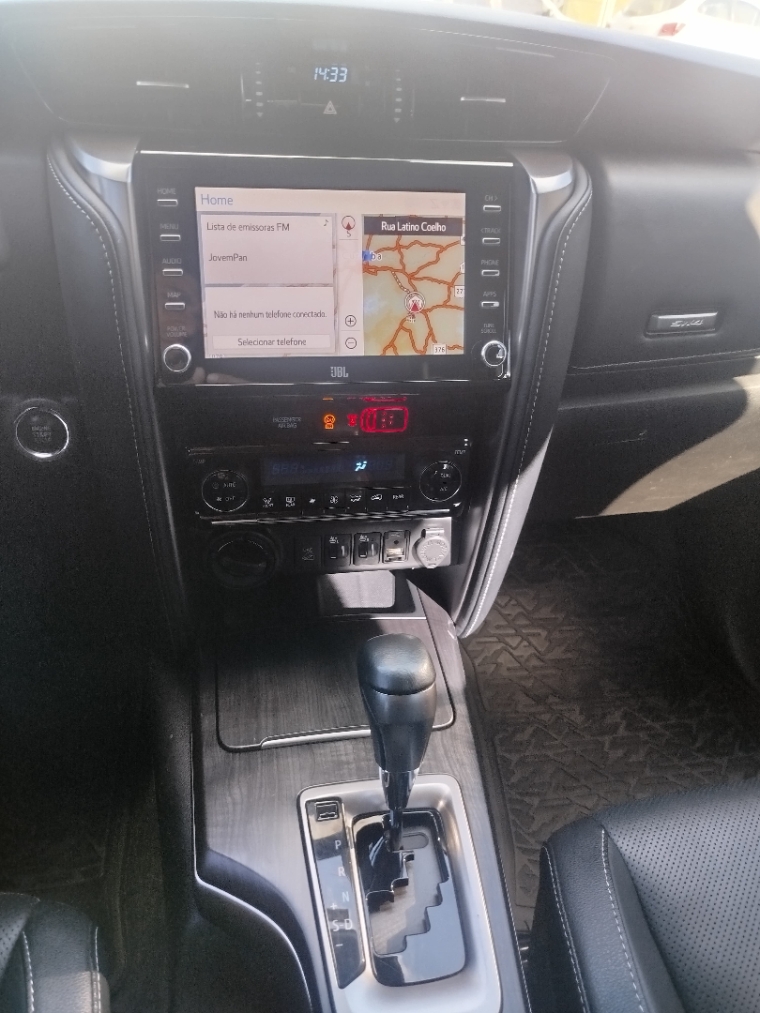 toyota hilux sw4 2.8 d-4d turbo diesel srx 7l 4x4 automatico 4p 2022