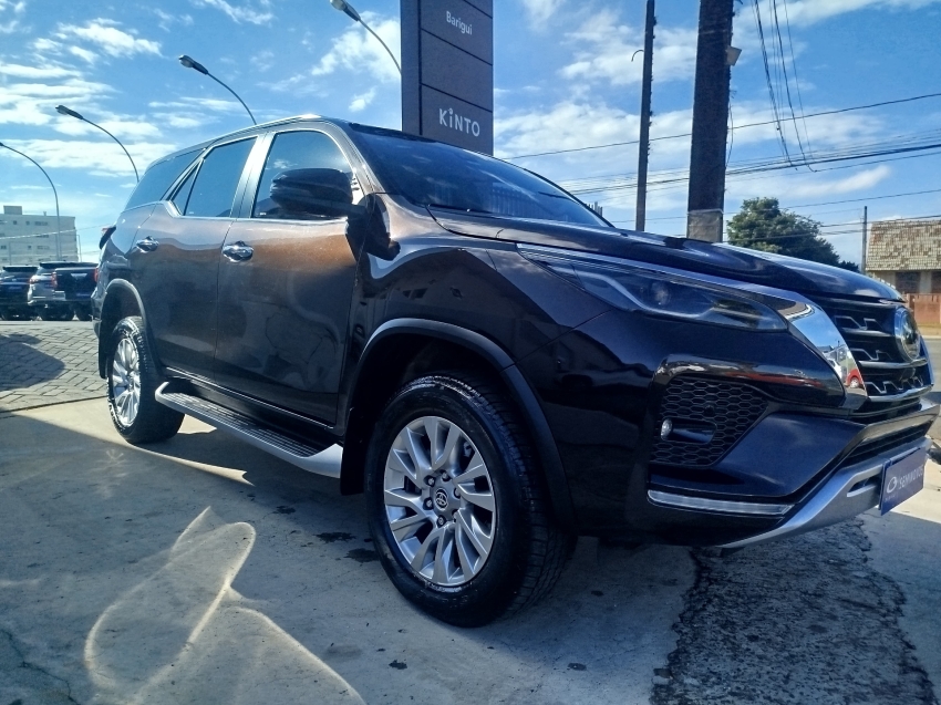 toyota hilux sw4 2.8 d-4d turbo diesel srx 7l 4x4 automatico 4p 2022