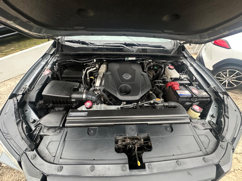 nissan frontier 2.3 16v turbo diesel pro4x cd 4x4 automatico 4p 2024