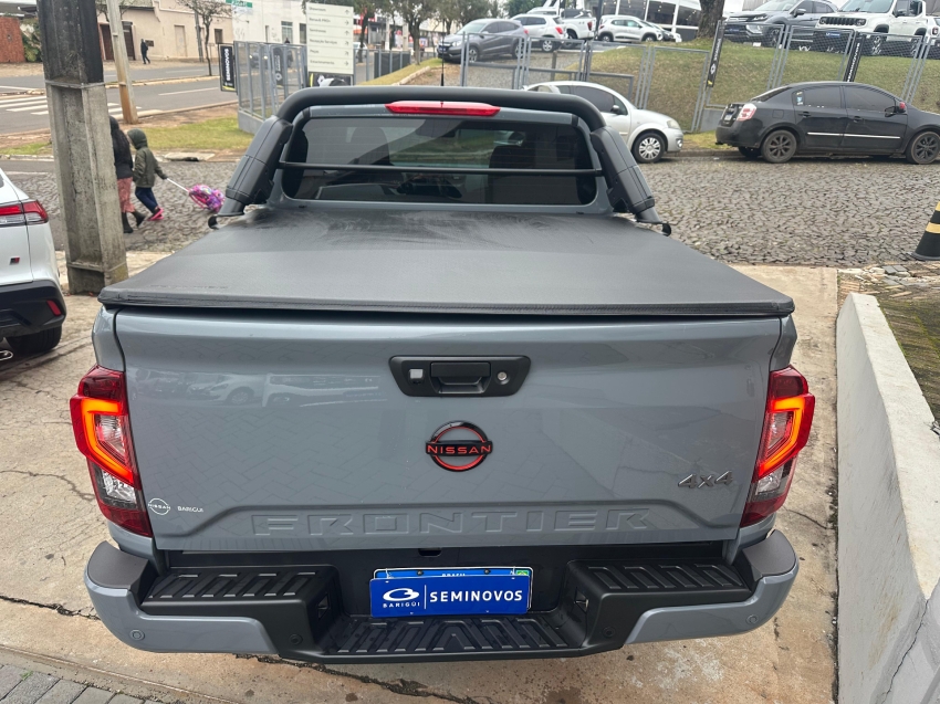 nissan frontier 2.3 16v turbo diesel pro4x cd 4x4 automatico 4p 2024