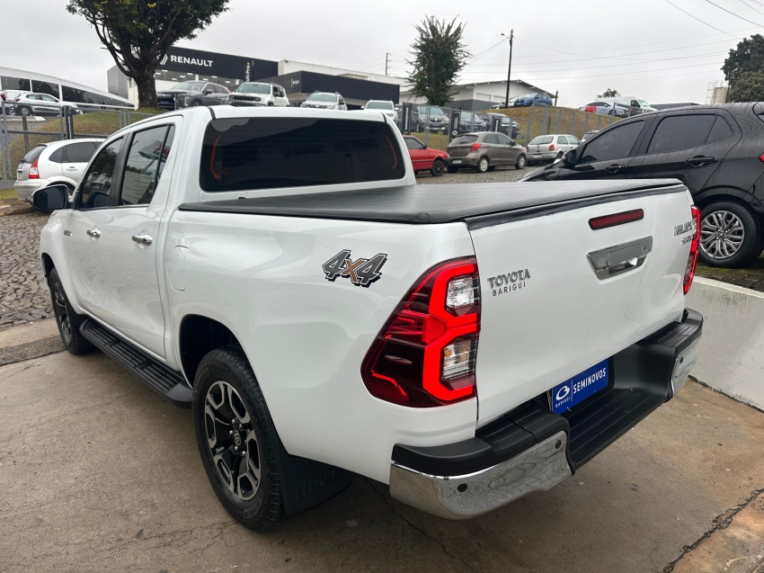 toyota hilux 2.8 d-4d turbo diesel cd srx 4x4 automatico 4p 2024