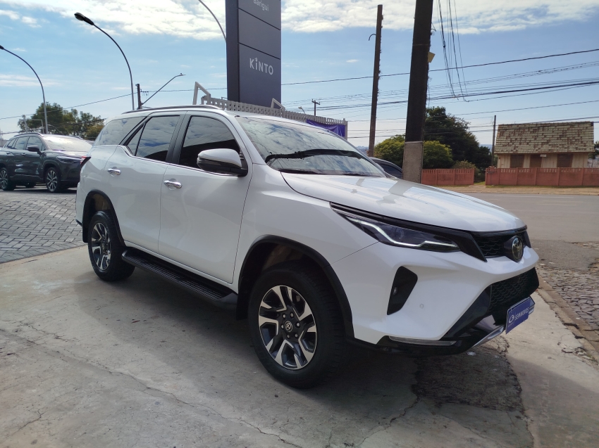 toyota hilux sw4 2.8 d-4d turbo diesel srx platinum 7l 4x4 automatico 4p 2024