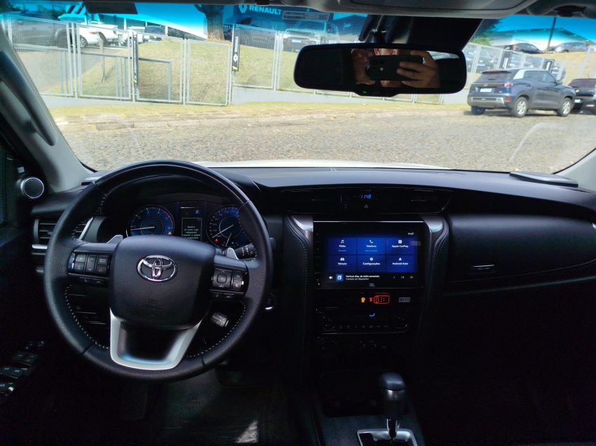toyota hilux sw4 2.8 d-4d turbo diesel srx platinum 7l 4x4 automatico 4p 2024