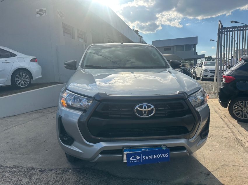 toyota hilux 2.8 d-4d turbo diesel cd sr 4x4 automatico 4p 2021