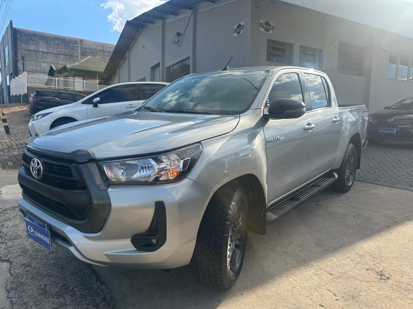 toyota hilux 2.8 d-4d turbo diesel cd sr 4x4 automatico 4p 2021