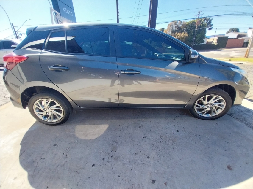 toyota yaris 1.5 16v flex xs connect multidrive 4p automatico 2023