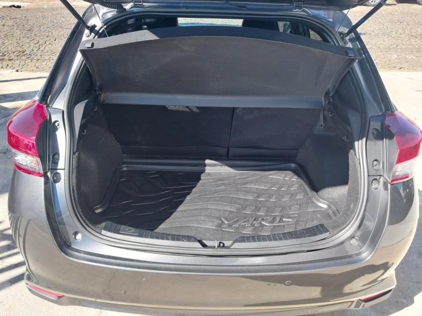 toyota yaris 1.5 16v flex xs connect multidrive 4p automatico 2023