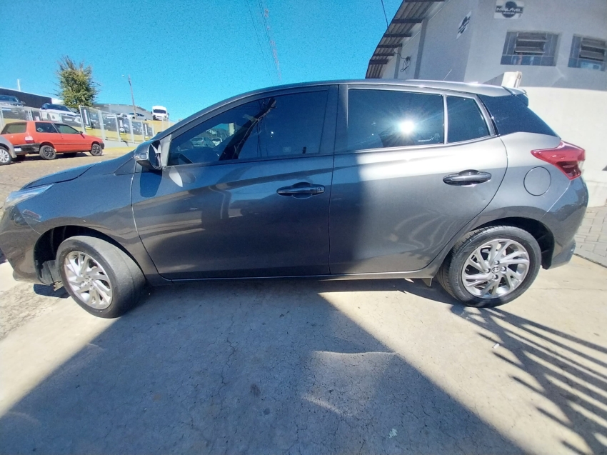 toyota yaris 1.5 16v flex xs connect multidrive 4p automatico 2023