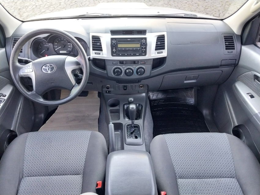 toyota hilux 3.0 sr 4x4 cd 16v turbo intercooler diesel 4p automatico 2013