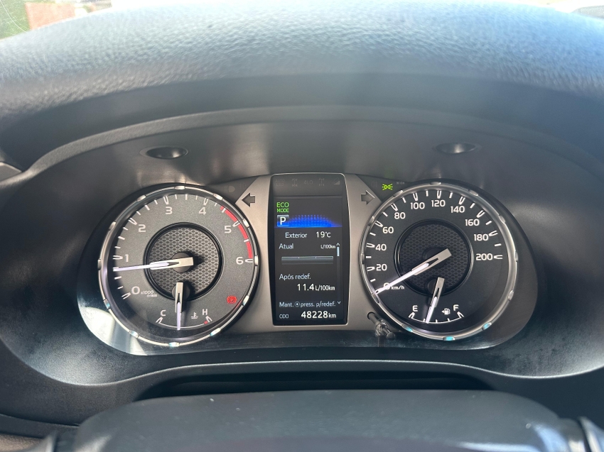 toyota hilux 2.8 d-4d turbo diesel cd srx 4x4 automatico 4p 2021