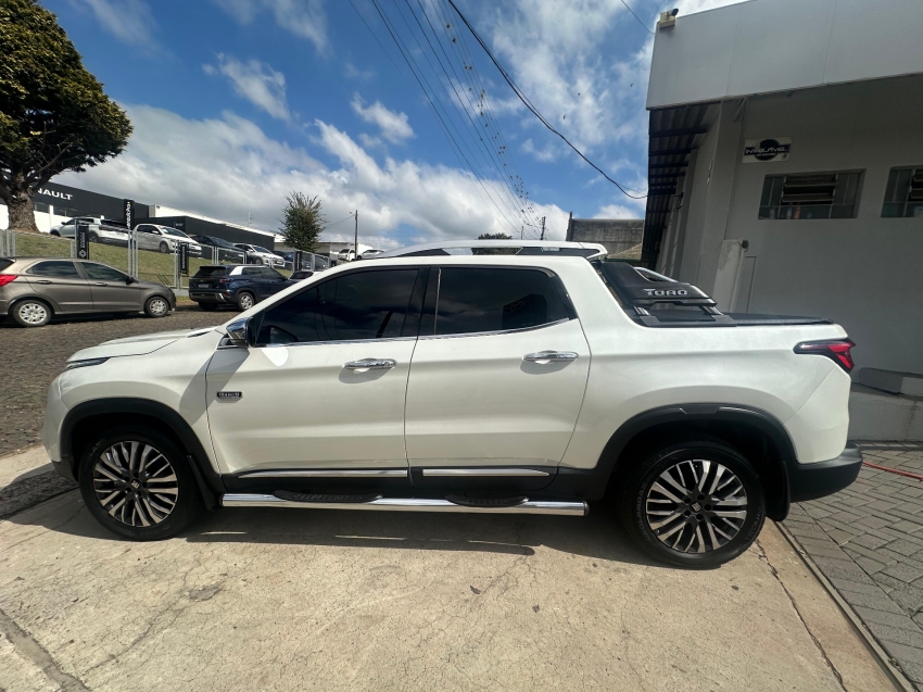 fiat toro 2.0 16v turbo diesel ranch 4wd at9 4p automatico 2024