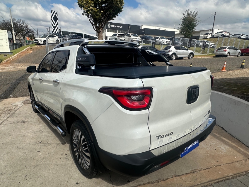 fiat toro 2.0 16v turbo diesel ranch 4wd at9 4p automatico 2024