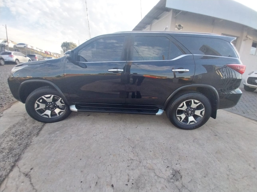 toyota hilux sw4 2.8 srx 4x4 7 lugares 16v turbo intercooler diesel 4p automatico 2018