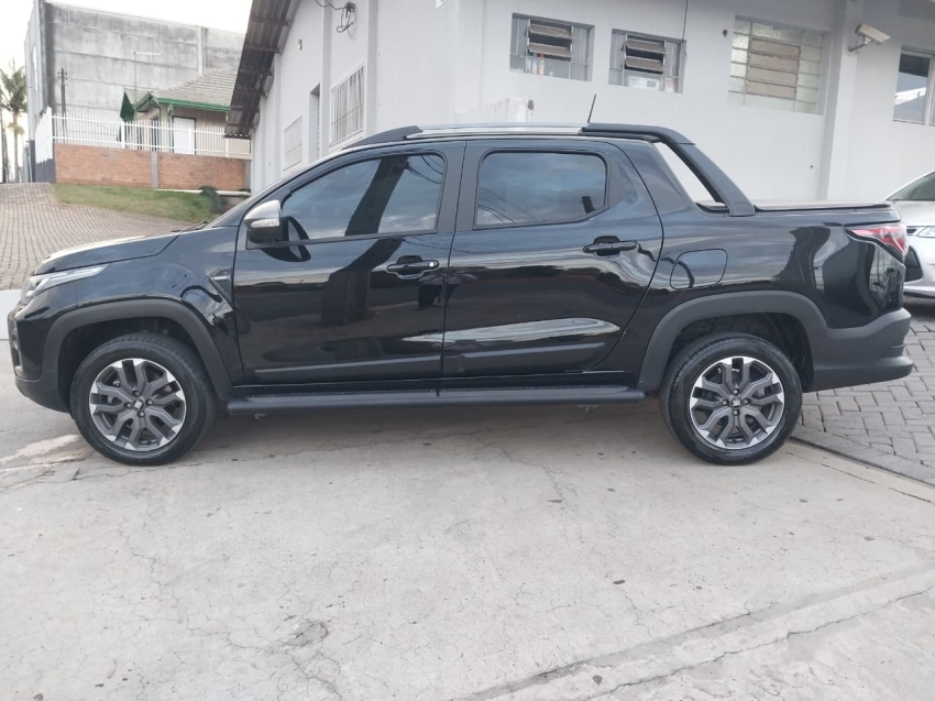 fiat strada 1.0 turbo 200 flex ultra cd cvt 4p automatico 2024