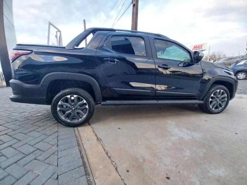 fiat strada 1.0 turbo 200 flex ultra cd cvt 4p automatico 2024