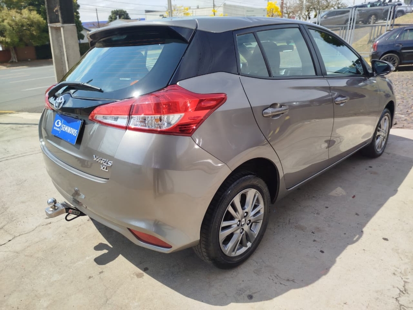 toyota yaris 1.5 16v flex xl plus connect multidrive 4p automatico 2020