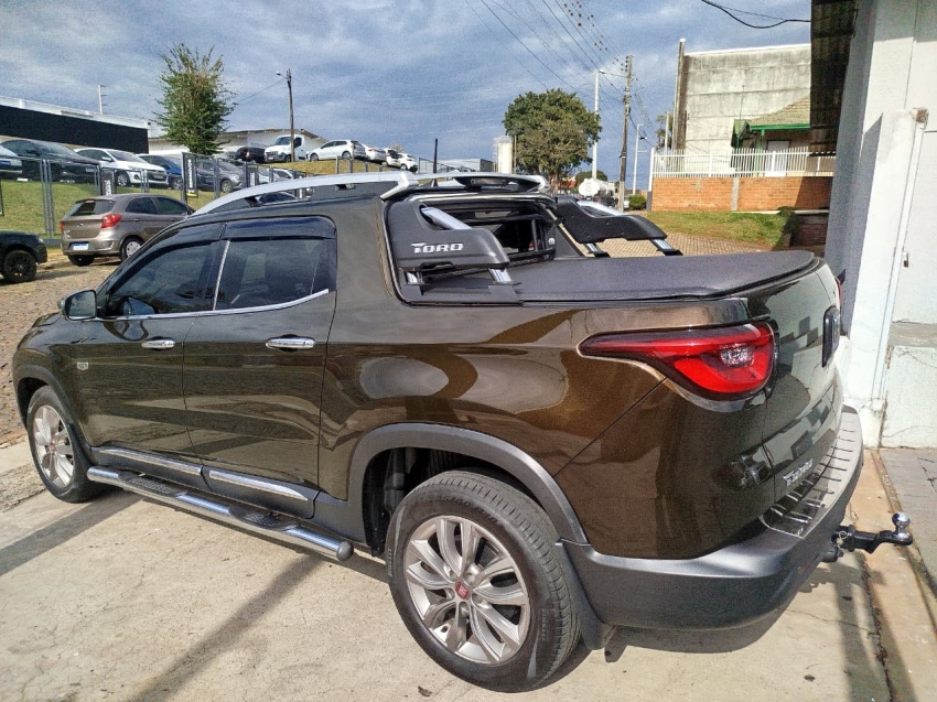 fiat toro 2.0 16v turbo diesel ranch 4wd at9 4p automatico 2019