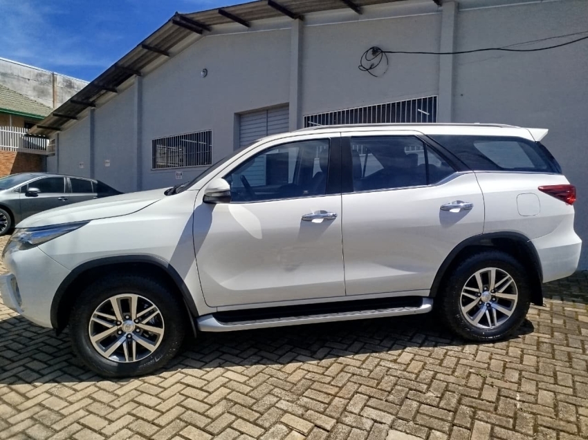 toyota hilux sw4 2.8 srx 4x4 16v turbo intercooler diesel 4p automatico 2019