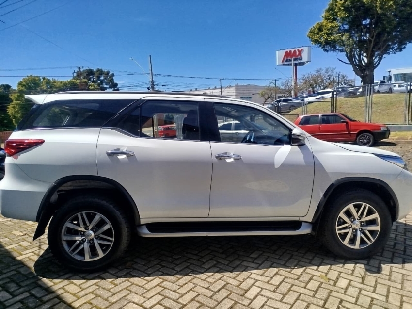 toyota hilux sw4 2.8 srx 4x4 16v turbo intercooler diesel 4p automatico 2019