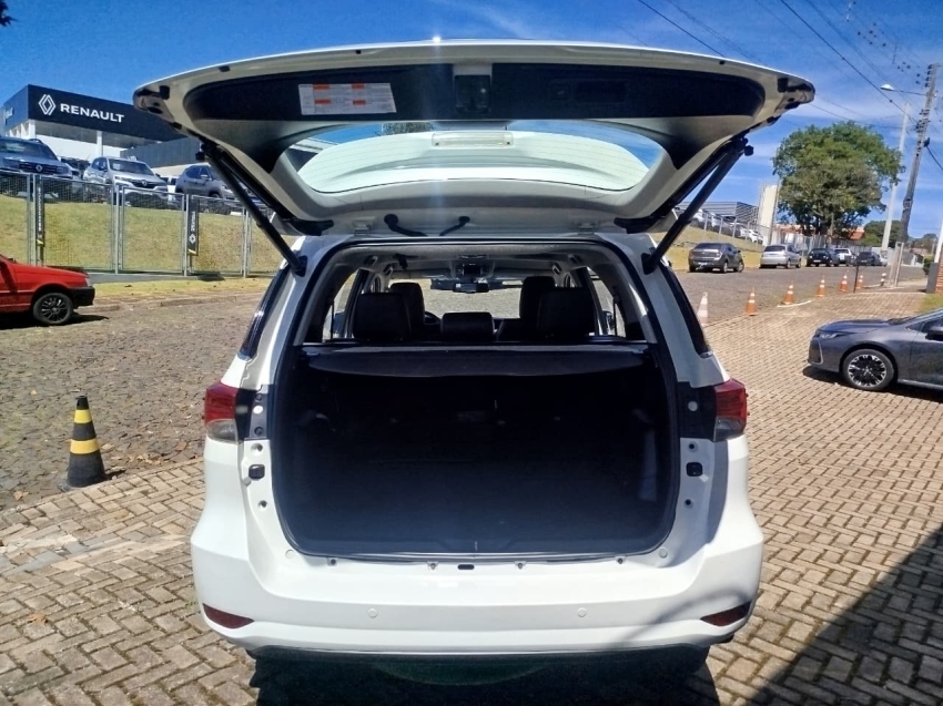 toyota hilux sw4 2.8 srx 4x4 16v turbo intercooler diesel 4p automatico 2019