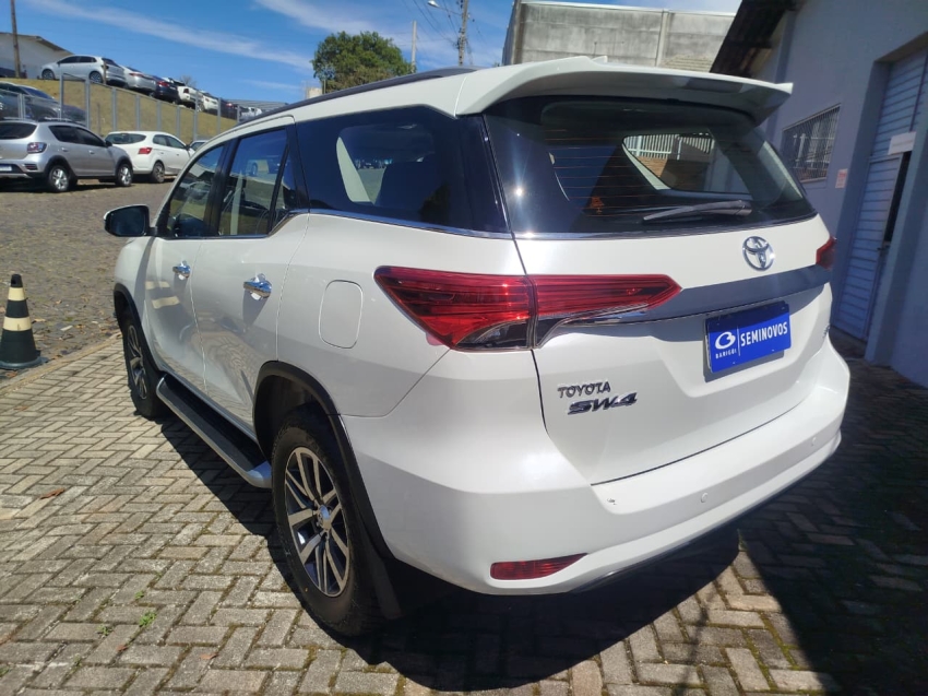 toyota hilux sw4 2.8 srx 4x4 16v turbo intercooler diesel 4p automatico 2019