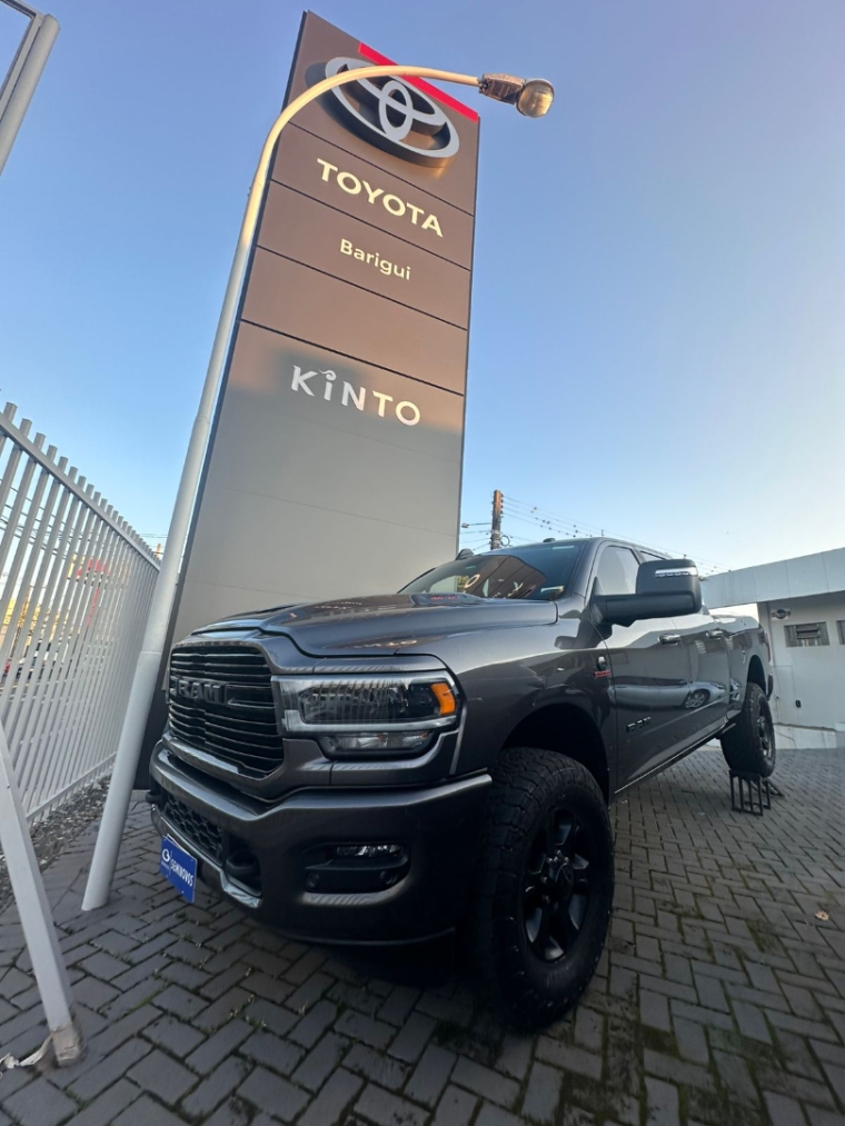 ram 2500 6.7 i6 turbo diesel laramie night edition cd 4x4 automatico 4p 2024
