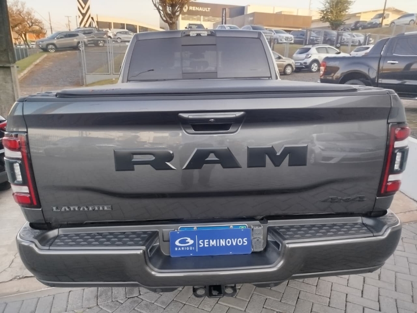 ram 2500 6.7 i6 turbo diesel laramie night edition cd 4x4 automatico 4p 2024