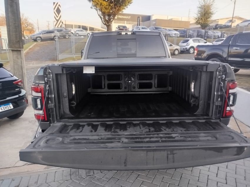 ram 2500 6.7 i6 turbo diesel laramie night edition cd 4x4 automatico 4p 2024