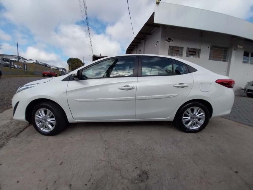 toyota yaris 1.5 16v flex sedan xl multidrive 4p automatico 2019