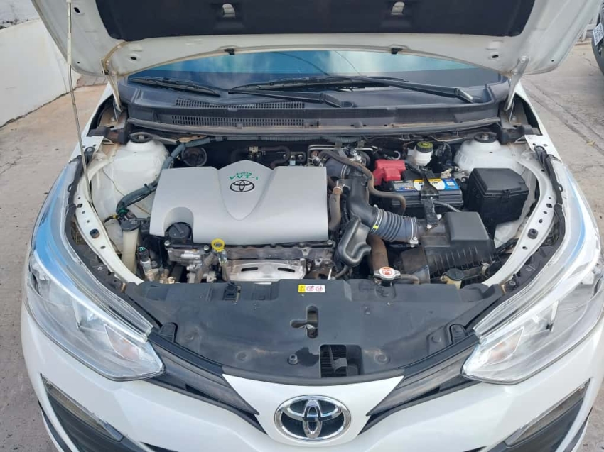 toyota yaris 1.5 16v flex sedan xl multidrive 4p automatico 2019