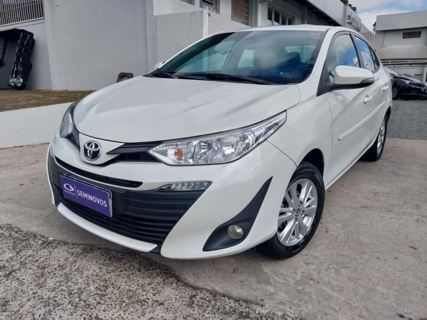 toyota yaris 1.5 16v flex sedan xl multidrive 4p automatico 2019