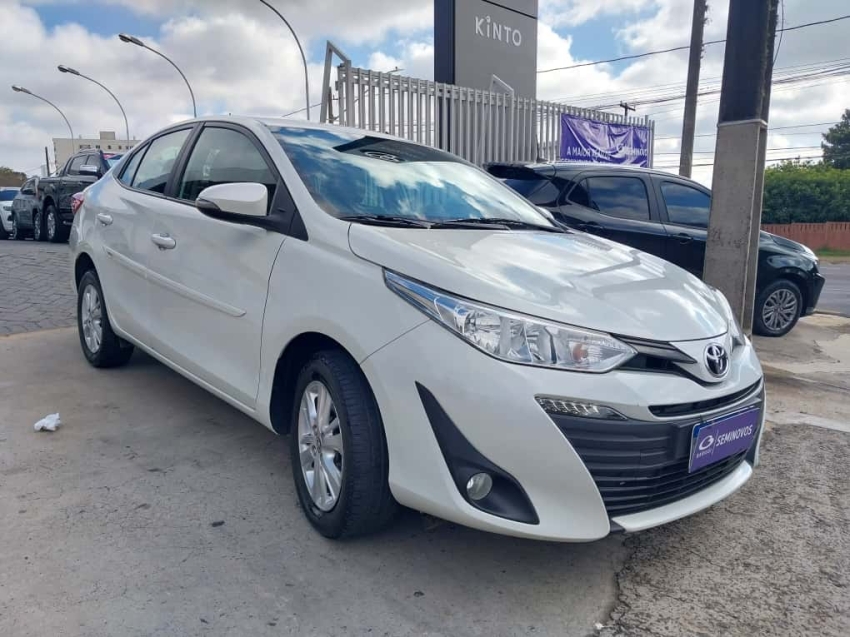 toyota yaris 1.5 16v flex sedan xl multidrive 4p automatico 2019