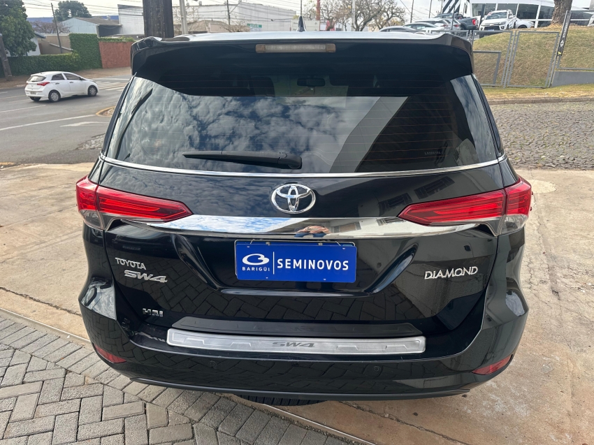 toyota hilux sw4 2.8 srx diamond 4x4 7 lugares 16v turbo intercooler diesel 4p automatico 2020