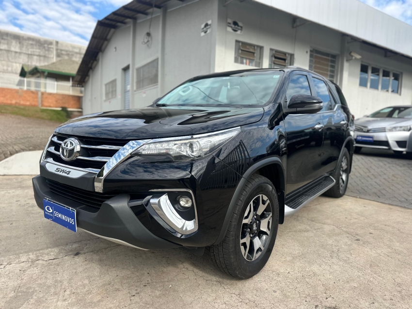 toyota hilux sw4 2.8 srx diamond 4x4 7 lugares 16v turbo intercooler diesel 4p automatico 2020