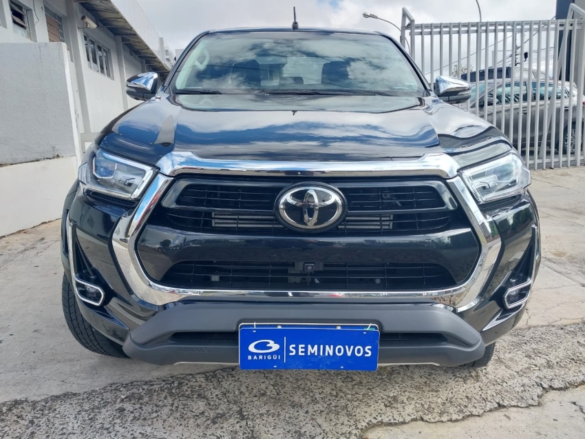 toyota hilux 2.8 d-4d turbo diesel cd srx plus 4x4 automatico 4p 2024