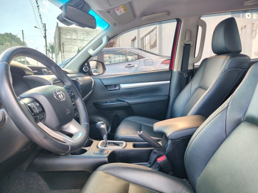 toyota hilux 2.8 d-4d turbo diesel cd srx plus 4x4 automatico 4p 20248