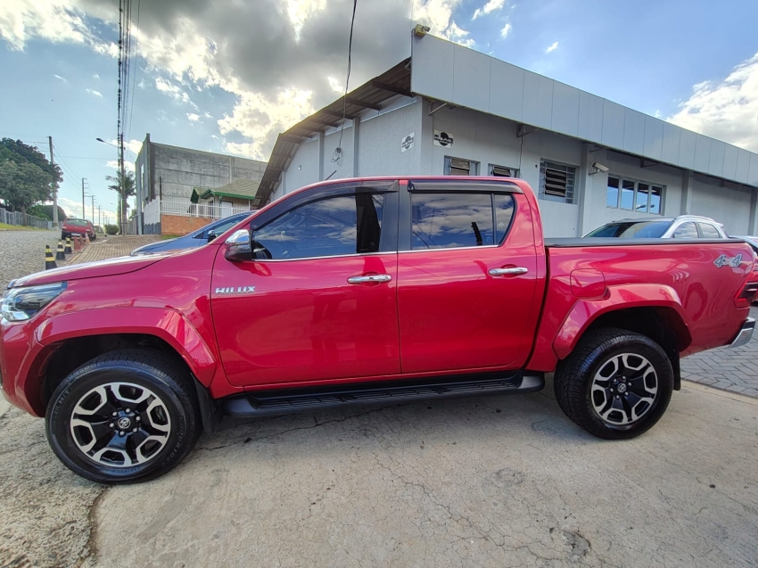 toyota hilux 2.8 d-4d turbo diesel cd srx plus 4x4 automatico 4p 20244