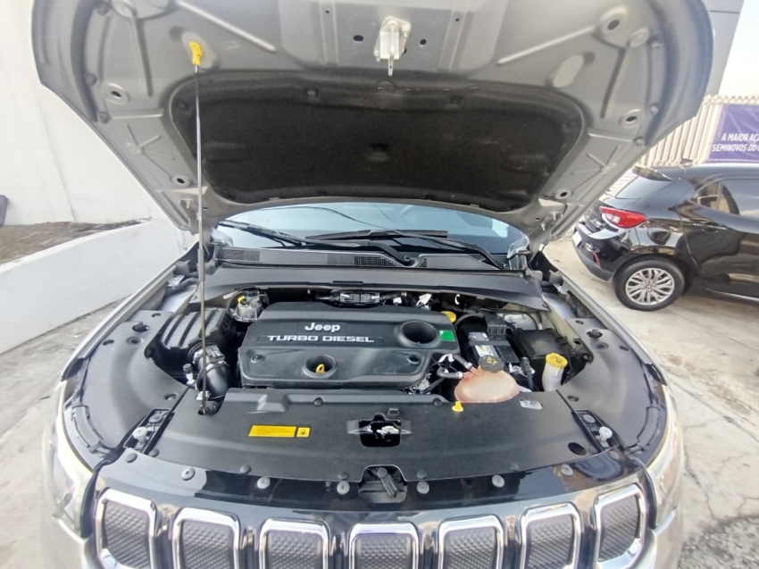 jeep compass 2.0 td350 turbo diesel longitude at9 4p automatico 2022