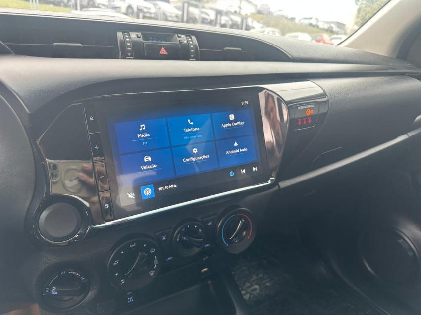 toyota hilux 2.8 d-4d turbo diesel cd power pack 4x4 manual 4p 2024