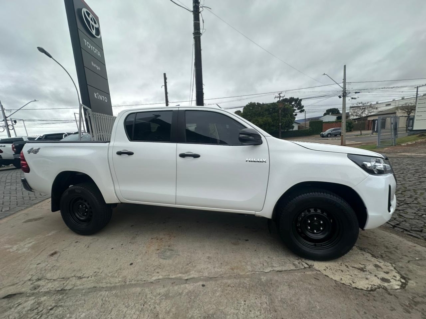 toyota hilux 2.8 d-4d turbo diesel cd power pack 4x4 manual 4p 2024