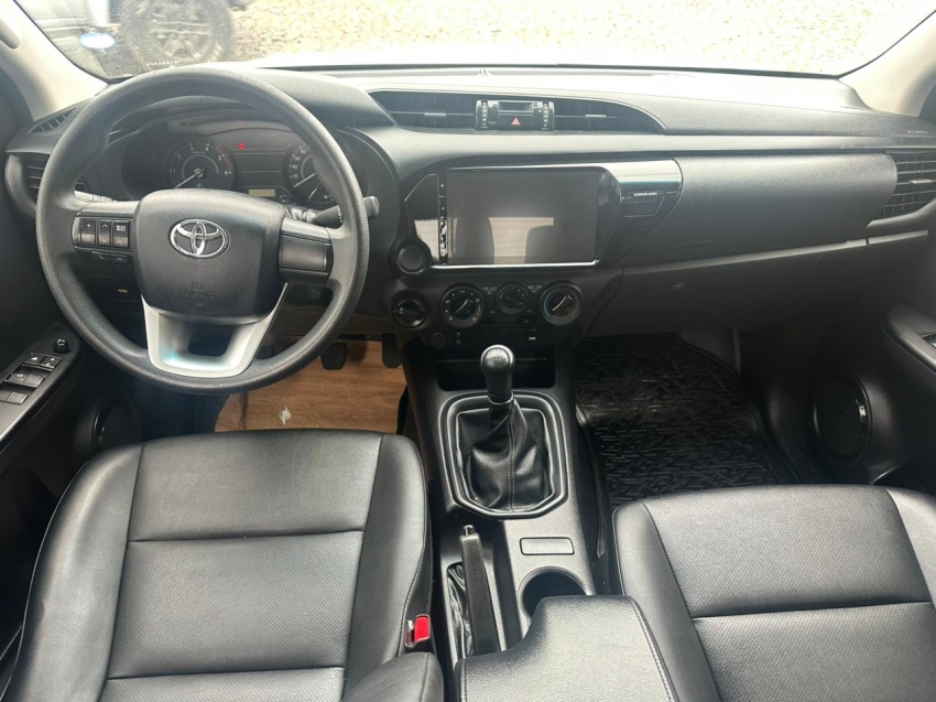 toyota hilux 2.8 d-4d turbo diesel cd power pack 4x4 manual 4p 2024