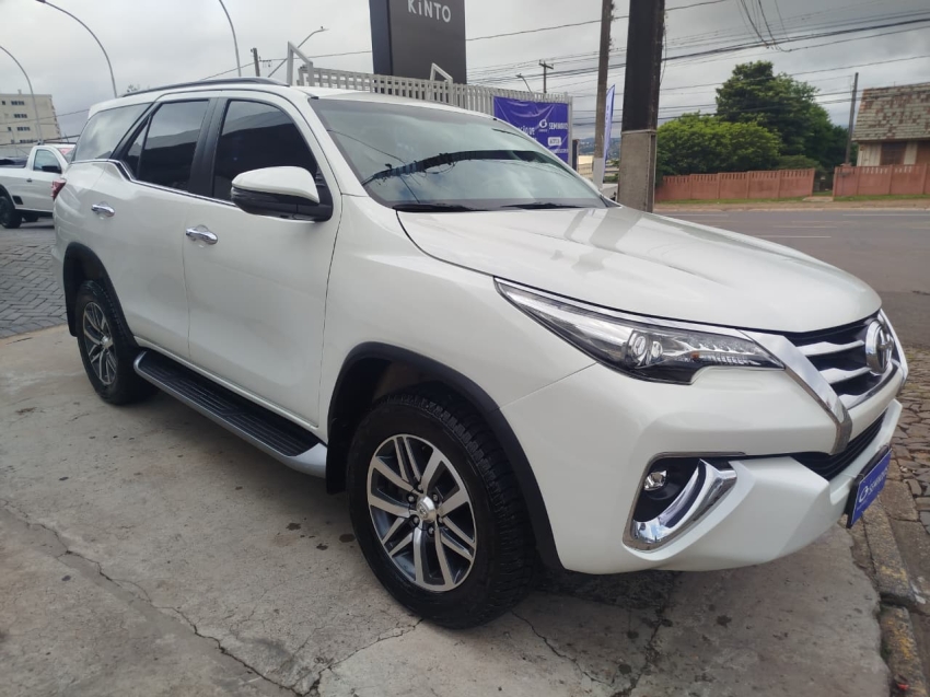 toyota hilux sw4 2.8 srx 4x4 7 lugares 16v turbo intercooler diesel 4p automatico 2020
