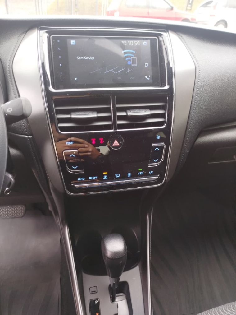 toyota yaris 1.5 16v flex xl multidrive 4p automatico 2025