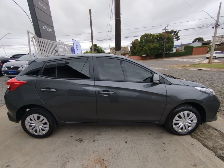 toyota yaris 1.5 16v flex xl multidrive 4p automatico 2025