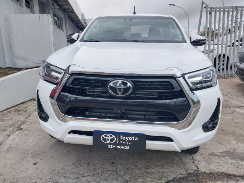 toyota hilux 2.8 d-4d turbo diesel cd srx 4x4 automatico 4p 20231