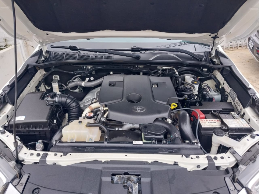 toyota hilux 2.8 d-4d turbo diesel cd srx 4x4 automatico 4p 20237