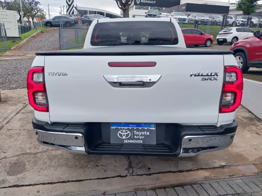 toyota hilux 2.8 d-4d turbo diesel cd srx 4x4 automatico 4p 20235